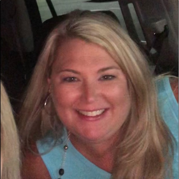 Meet your Posher, April - Picture 2 of 2